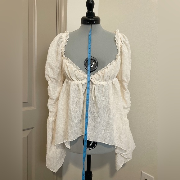 NWT Urban Outfitters Sonet Blouse size S color Ivory - Picture 4 of 5